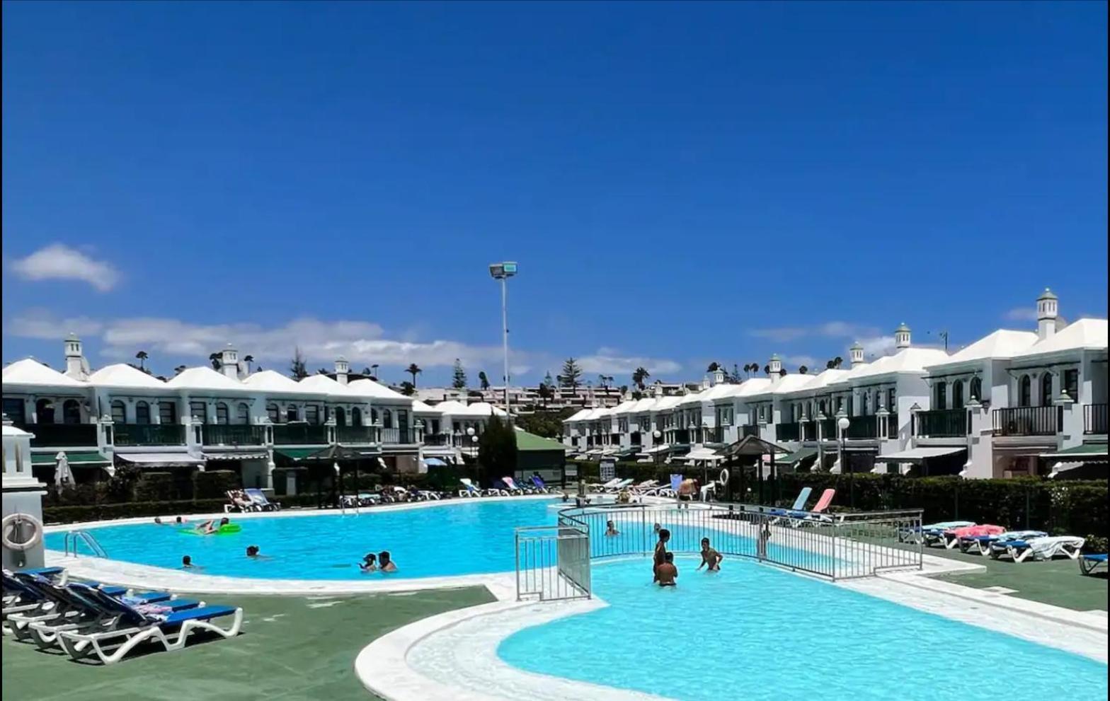 Casa Dunaflor Maspalomas  Buitenkant foto